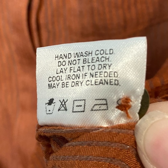 Vacate the Label Tie Hem Burnt Orange Top - Picture 9 of 10